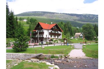 Czechy Hotel Szpindlerów Młyn / Špindlerův Mlýn, Zewnątrz